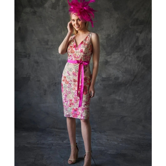 Eliza J Floral Embroidered V Neckline Sleeveless Sheath Dress - Picture 6 of 8
